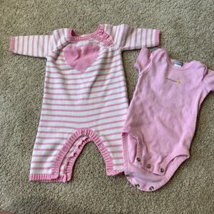 2 Piece LOT of Baby Girl Size Newborn One Piece Heart Outfit & Bodysuit w/ Chick